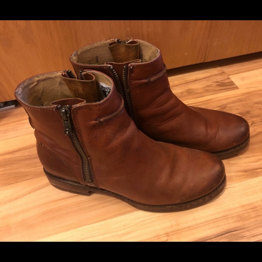 Frye brown leather boots
